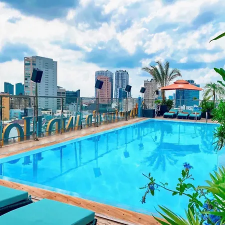 Happy Life Grand Hotel & Rooftop Skybar Ho Chi Minh City Exterior photo