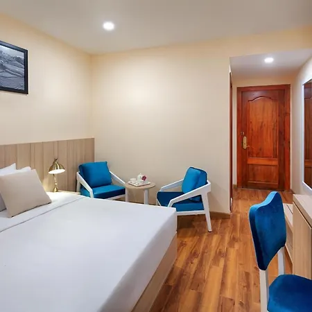 Happy Life Grand Hotel & Rooftop Skybar Ho Chi Minh City Exterior photo